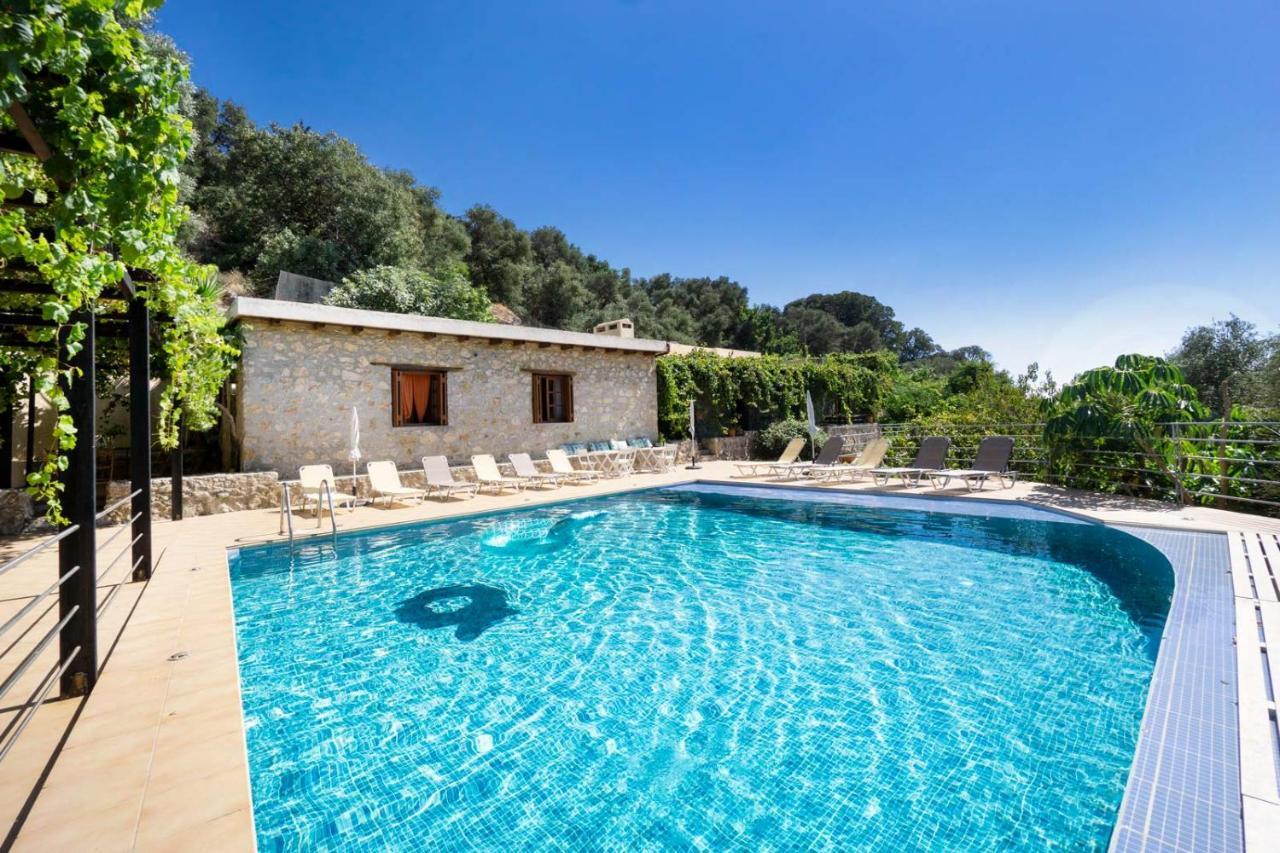 Villa Talos Palaiochora Exterior photo