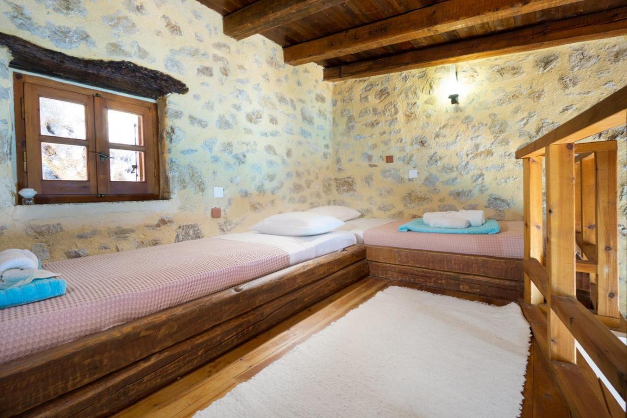 Villa Talos Palaiochora Exterior photo